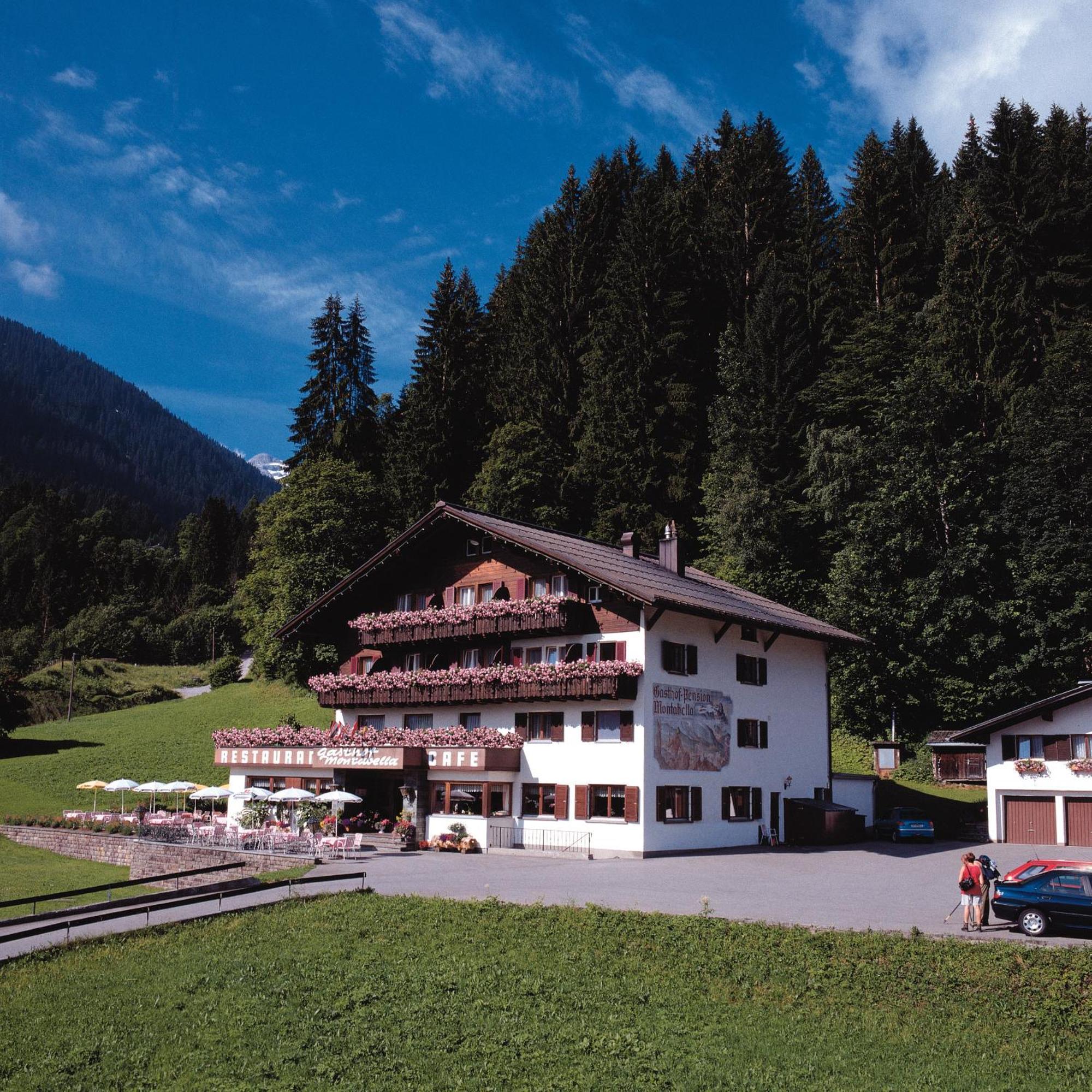 Hotel Montabella Schruns Exterior foto